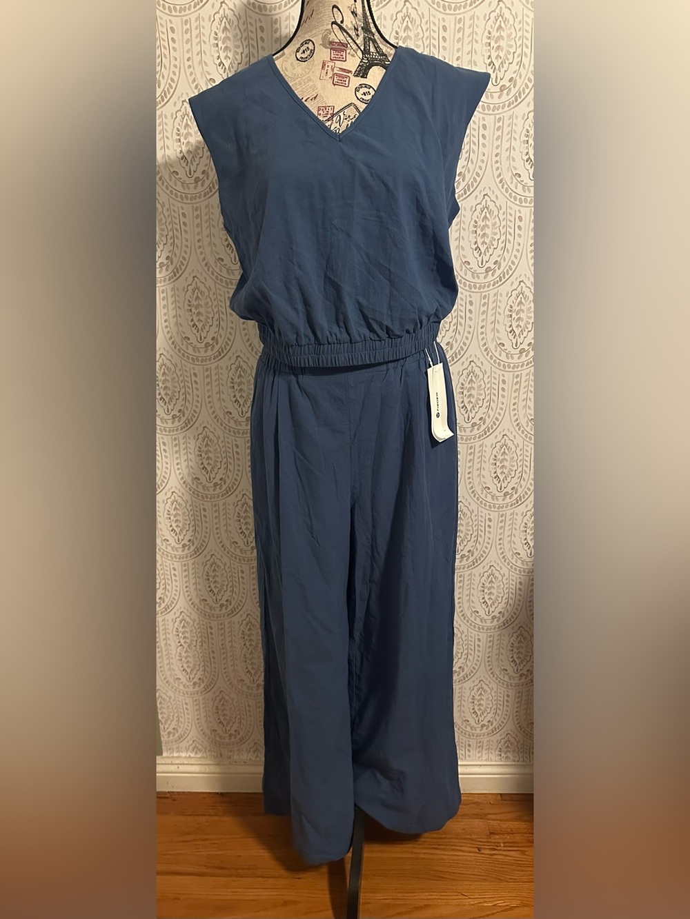 Women’s Navy Wide-two piece set with Elastic Waist